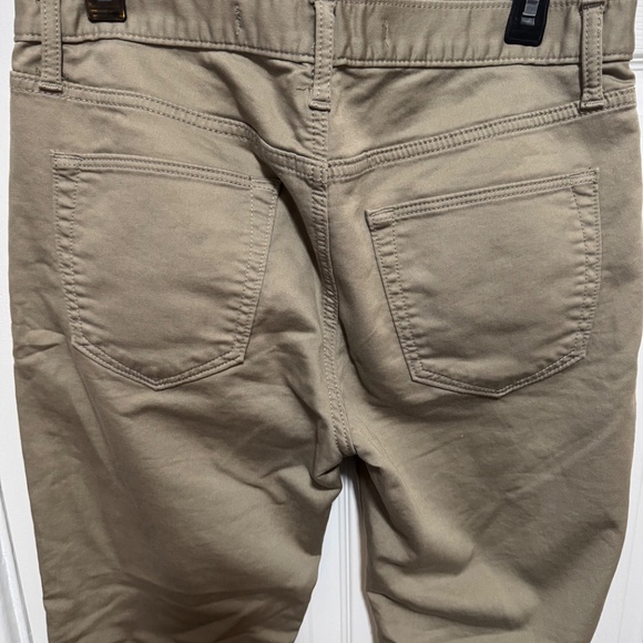 Men’s slim fit travel pant from Banana Republic | 32x32 - Picture 6 of 10